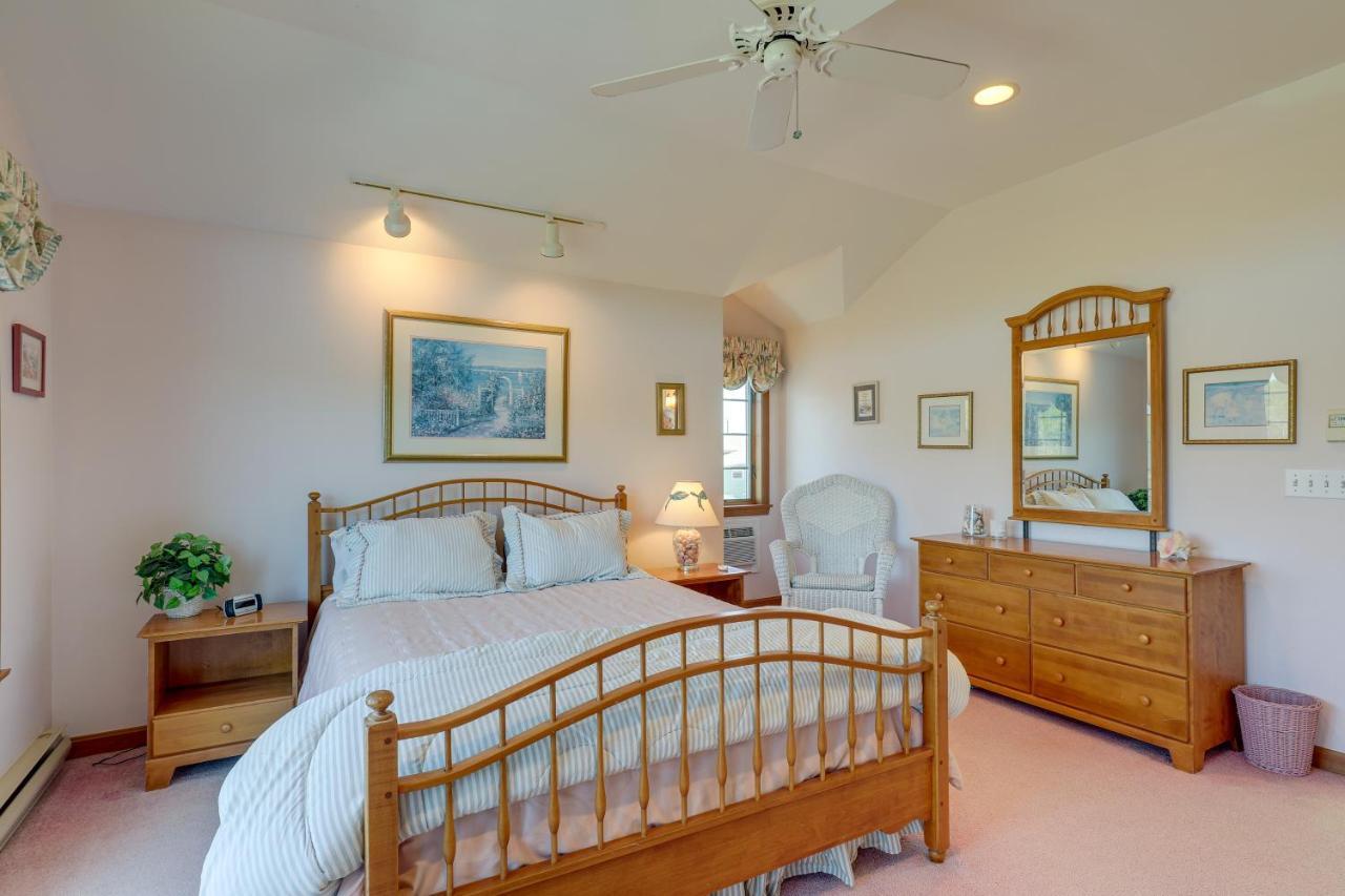 Inviting Rockport Rental With Deck Walk To Beach! 外观 照片